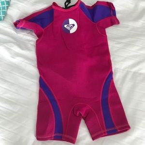 Roxy wetsuit 2T